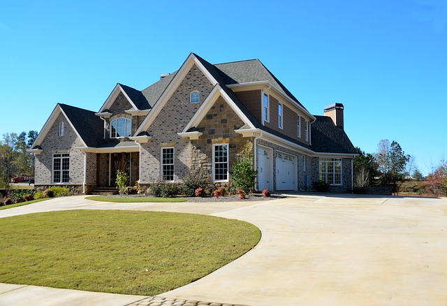 Whose Responsibility Is It to Maintain an Easement?