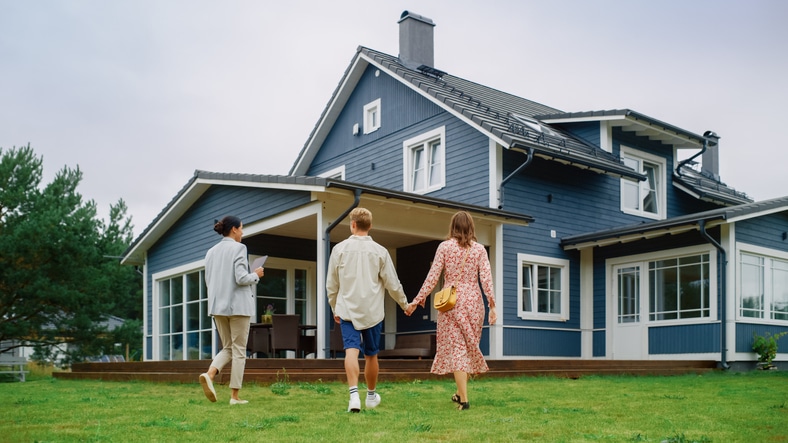 What to Disclose When Selling Your House in California