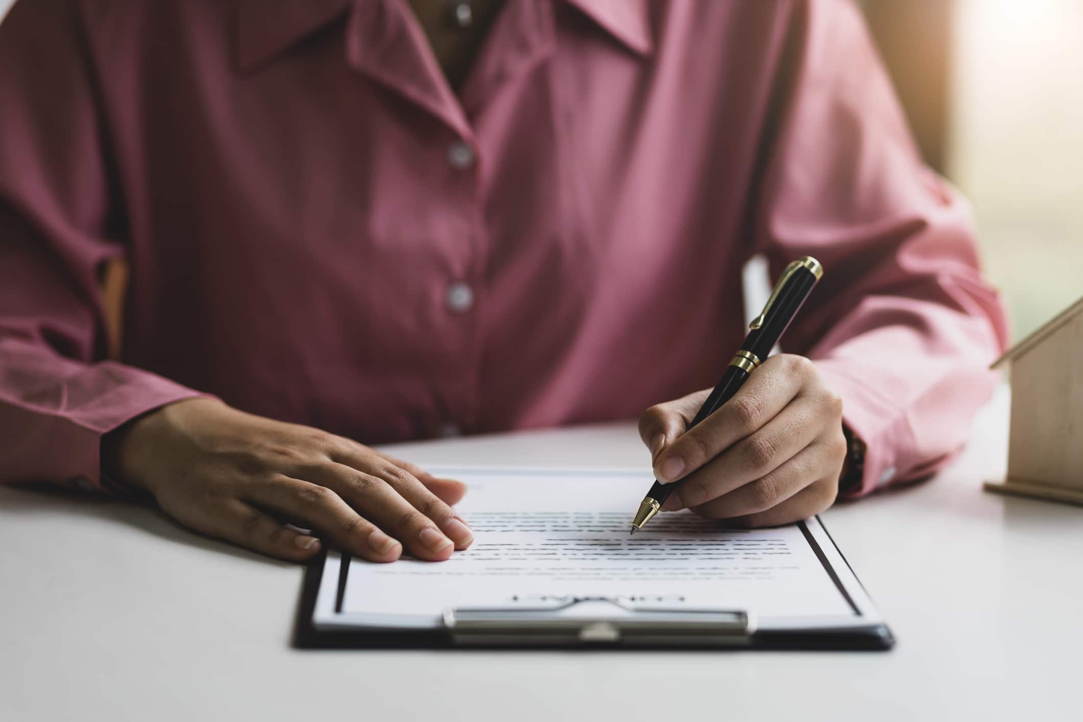 Signing a Tenant Estoppel Certificate – Risks Involved